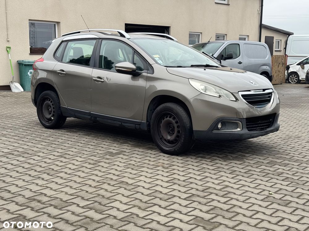 Peugeot 2008 PureTech 82 Style - 15