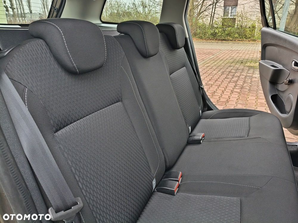 Dacia Logan TCe 90 S&S Laureate - 25