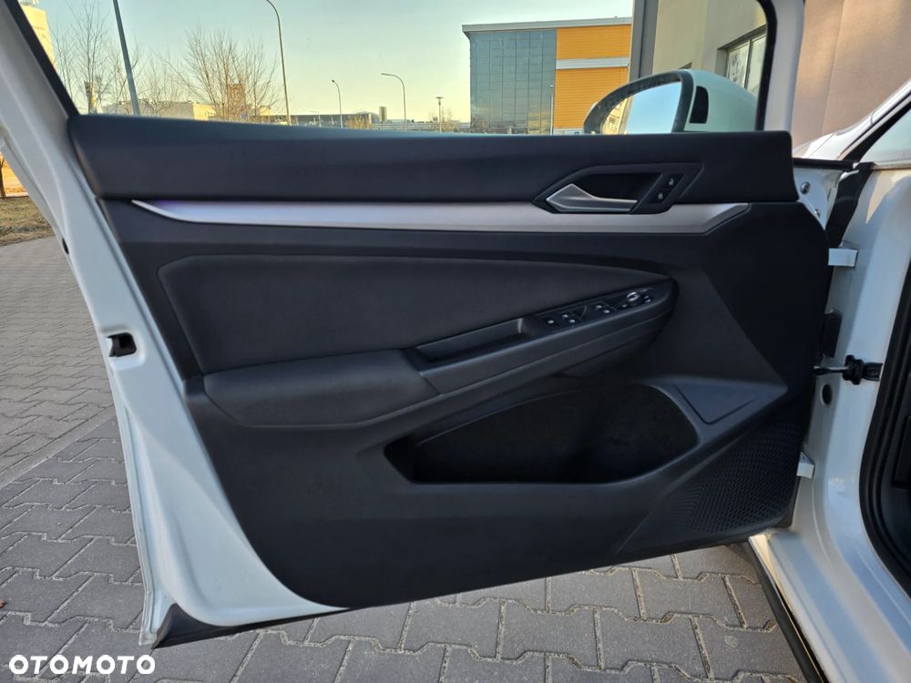 Volkswagen Golf - 13