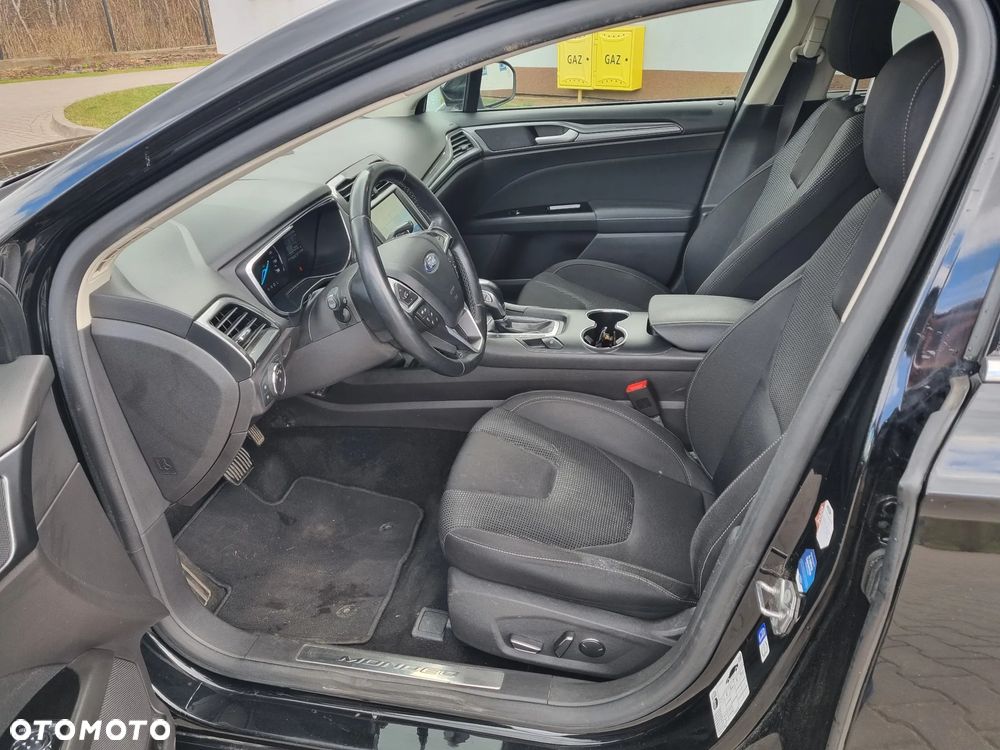 Ford Mondeo SW 2.0 Hybrid Titanium - 10