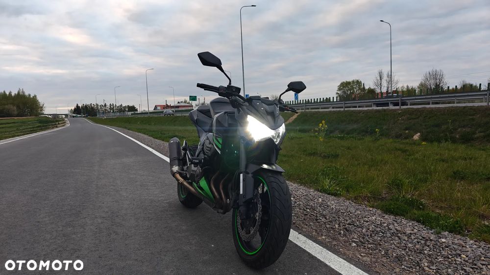 Kawasaki Z - 8