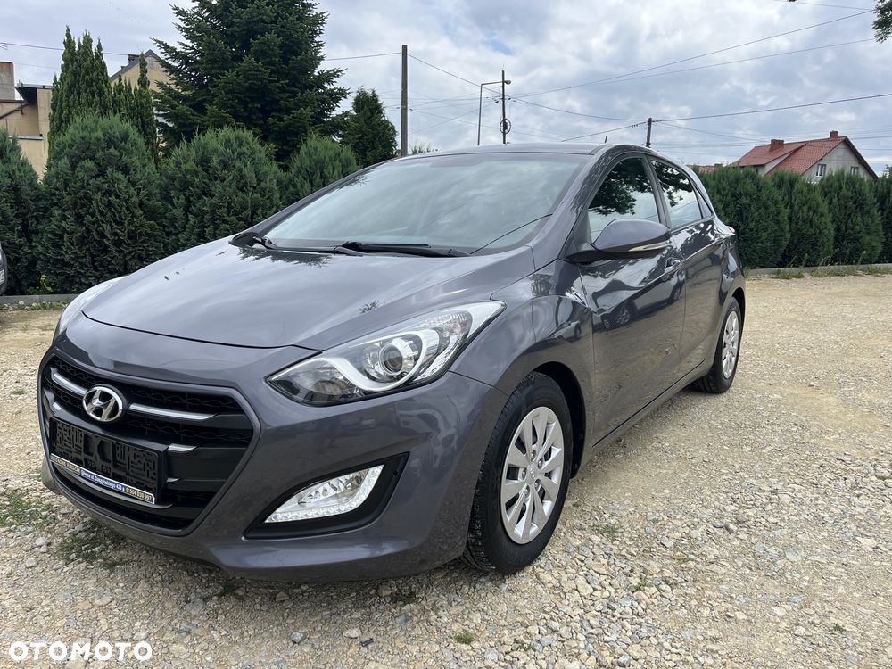 Hyundai i30 blue 1.4 Classic Navigation - 1
