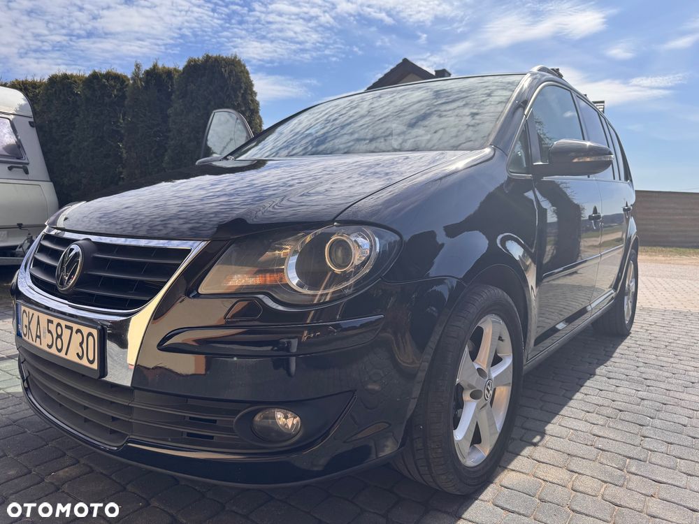 Volkswagen Touran 2.0 TDI DPF Highline Perfectline - 2