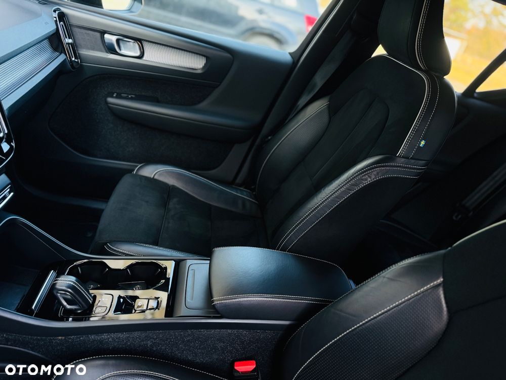 Volvo XC 40 D4 AWD Geartronic R-Design - 7
