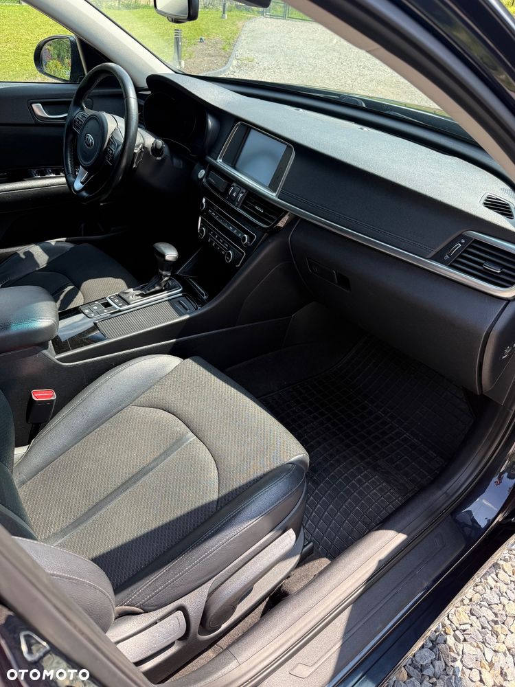 Kia Optima 1.7 CRDI L DCT - 11