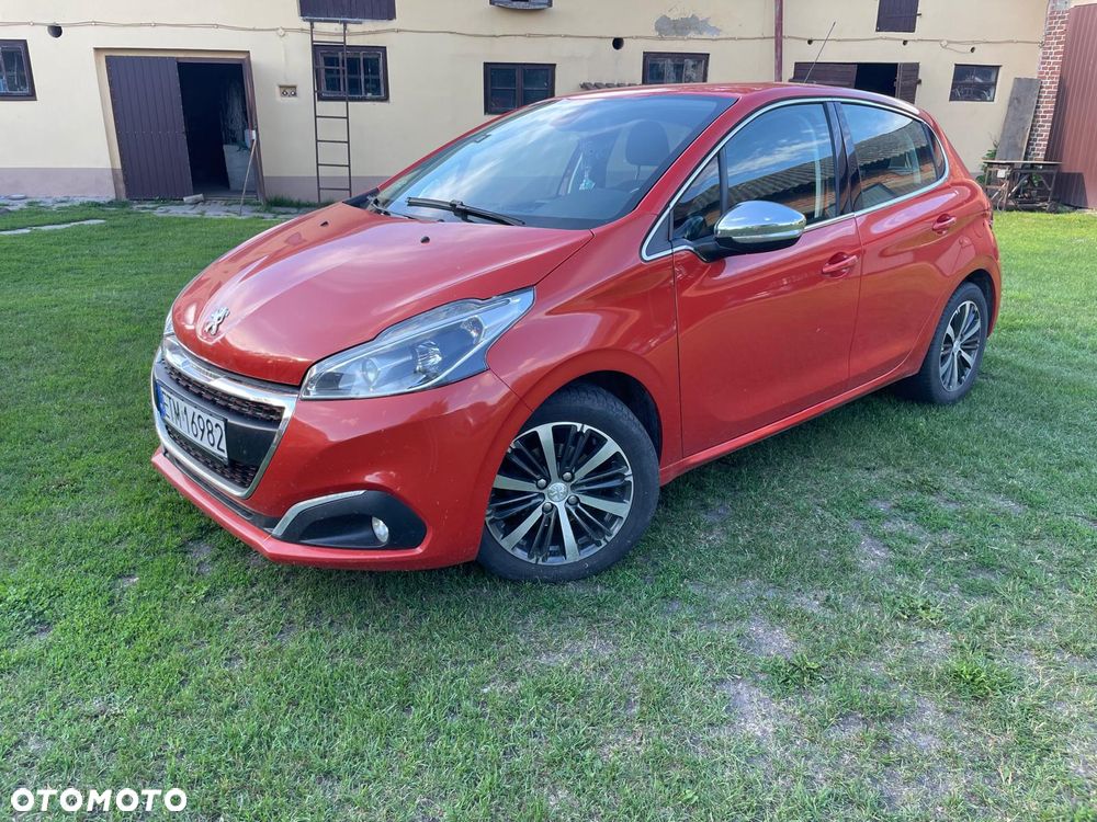 Peugeot 208 1.2 PureTech Allure S&S - 8