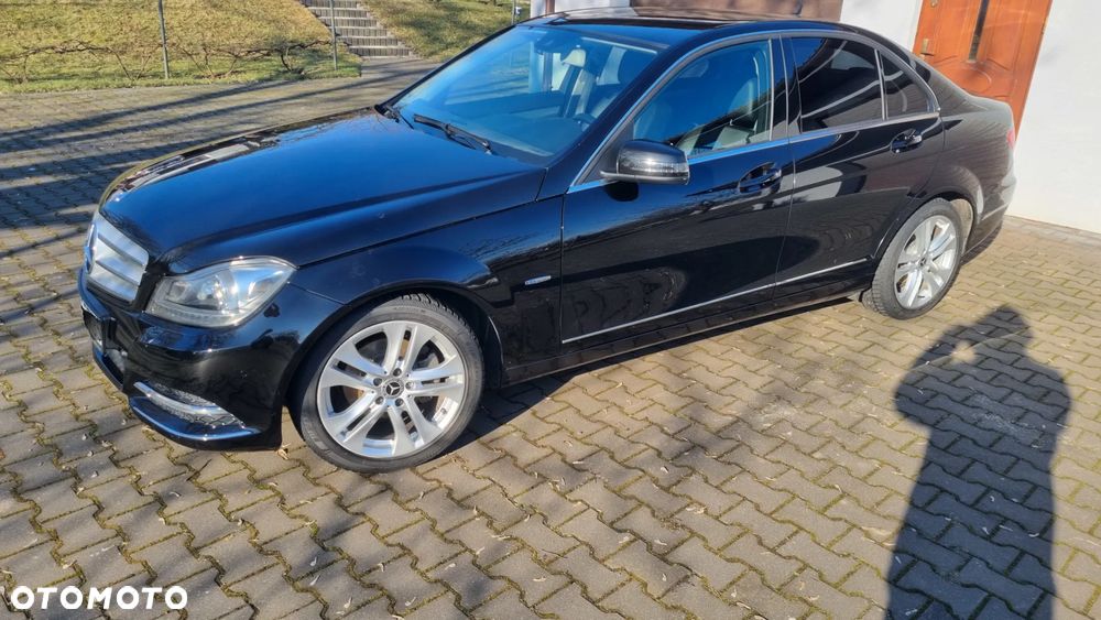 Mercedes-Benz Klasa C 180 CGI BlueEff Avantgarde - 6