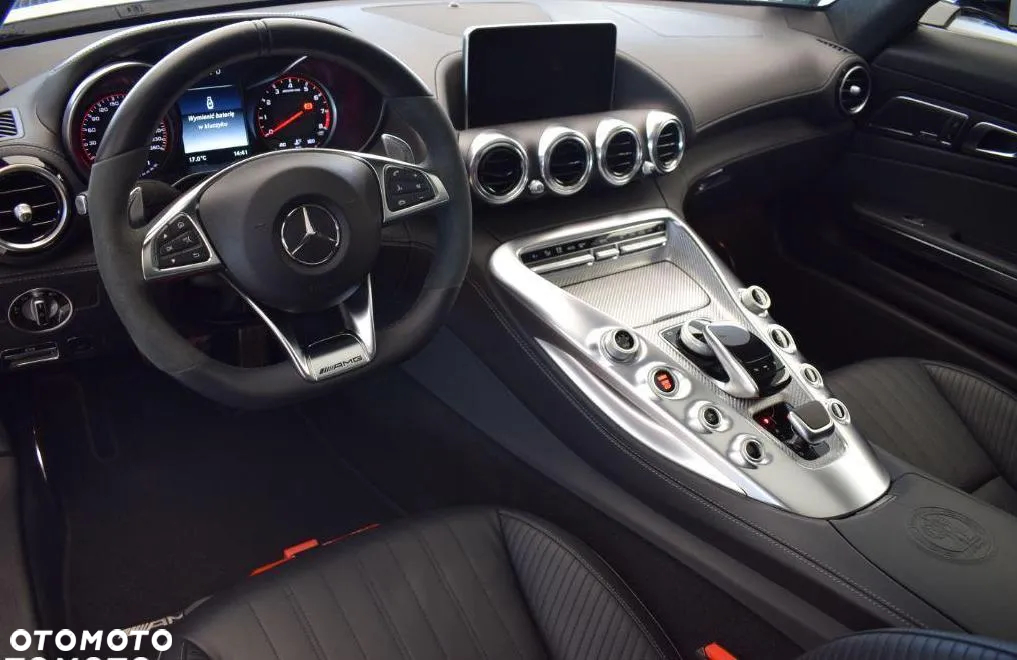 Mercedes-Benz AMG GT S - 11