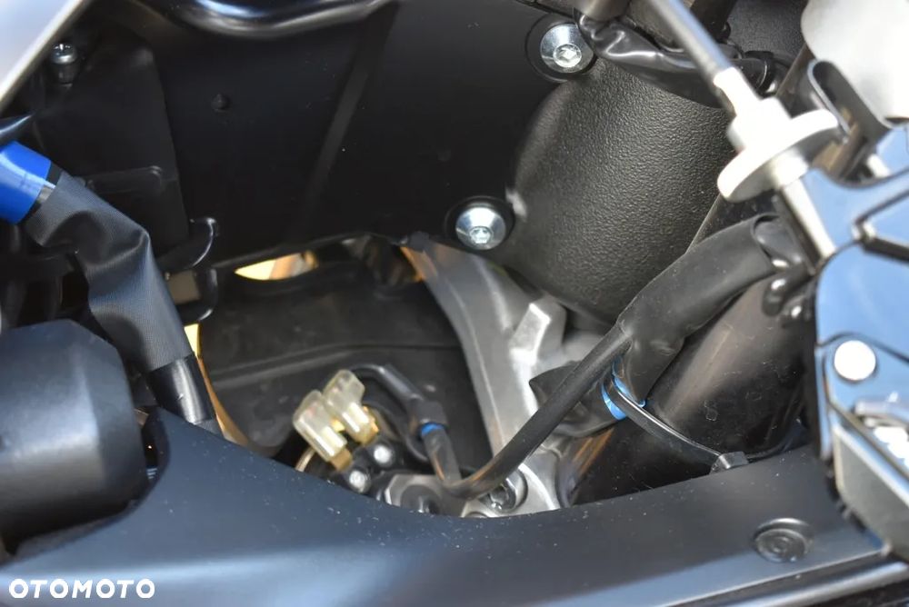 Yamaha R6 - 38