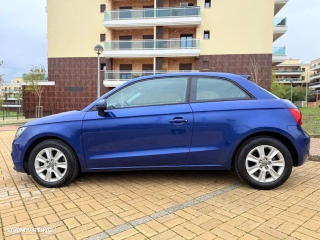 Audi A1 1.6 TDI Attraction - 2