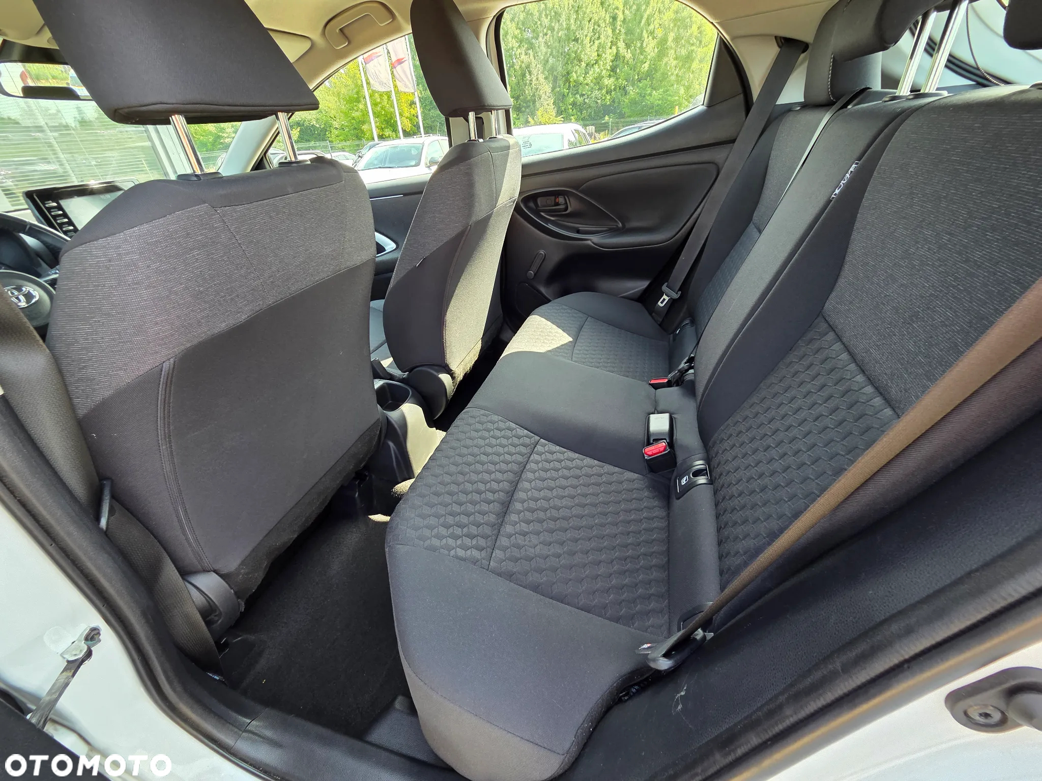 Toyota Yaris 1.0 Comfort - 23