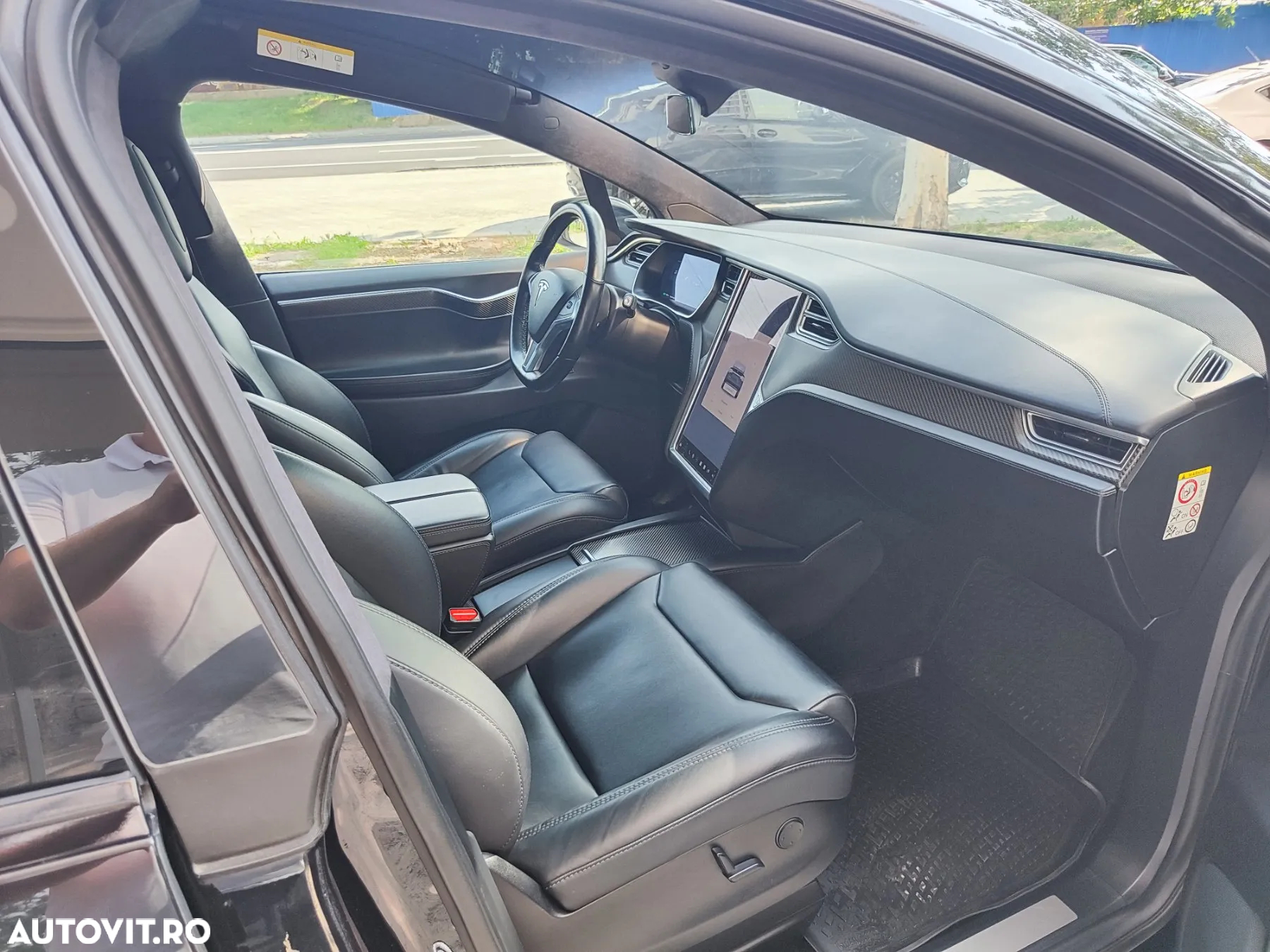 Tesla Model X P100D Allradantrieb - 9