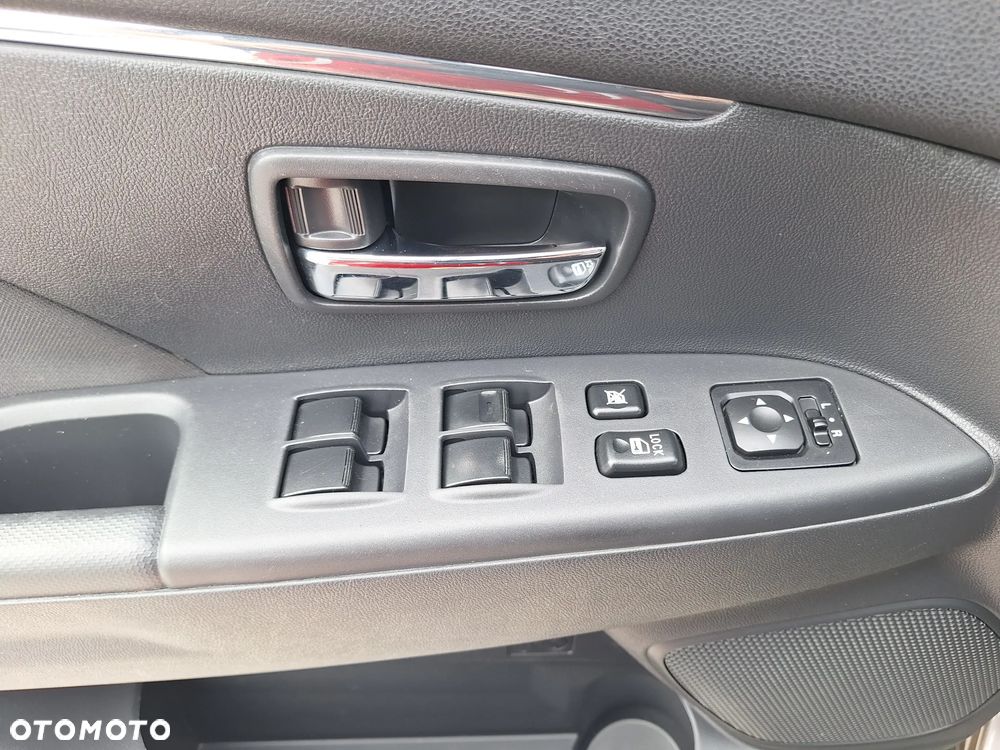 Mitsubishi ASX 1.6 2WD Plus - 31