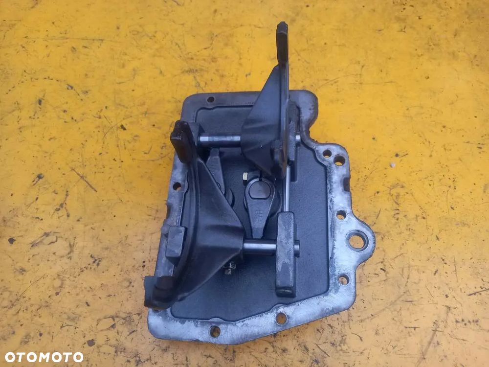 Wybierak dekiel pokrywa skrzyni z DualPower New Holland 6640 - 3
