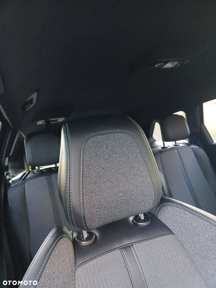 Peugeot 5008 BlueHDi 130 EAT8 Allure - 25