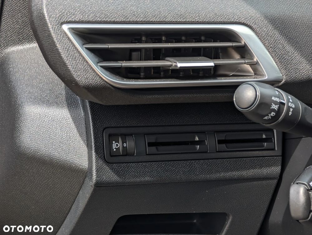 Peugeot 3008 BlueHDi 120 Stop & Start EAT6 Allure - 21