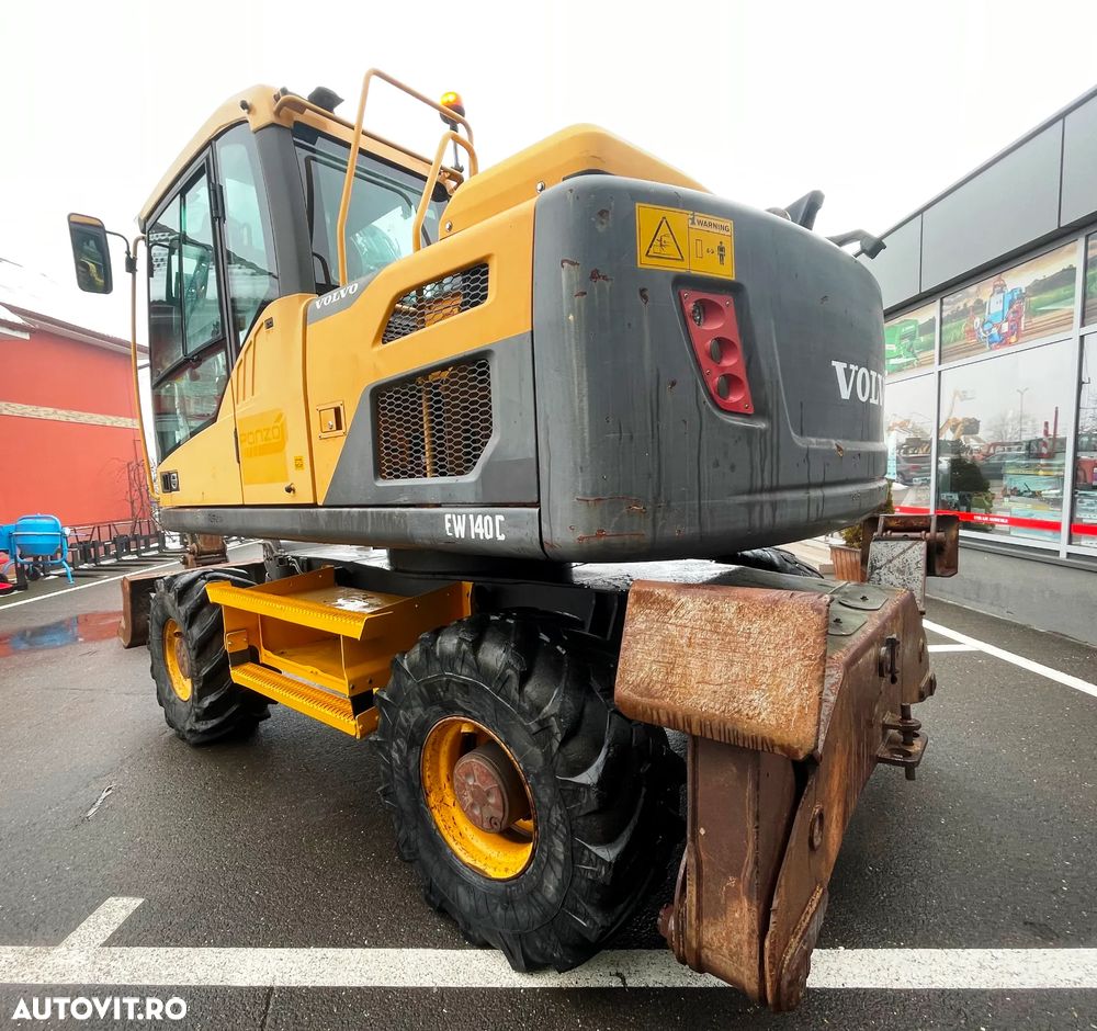 Volvo EW140D - 8