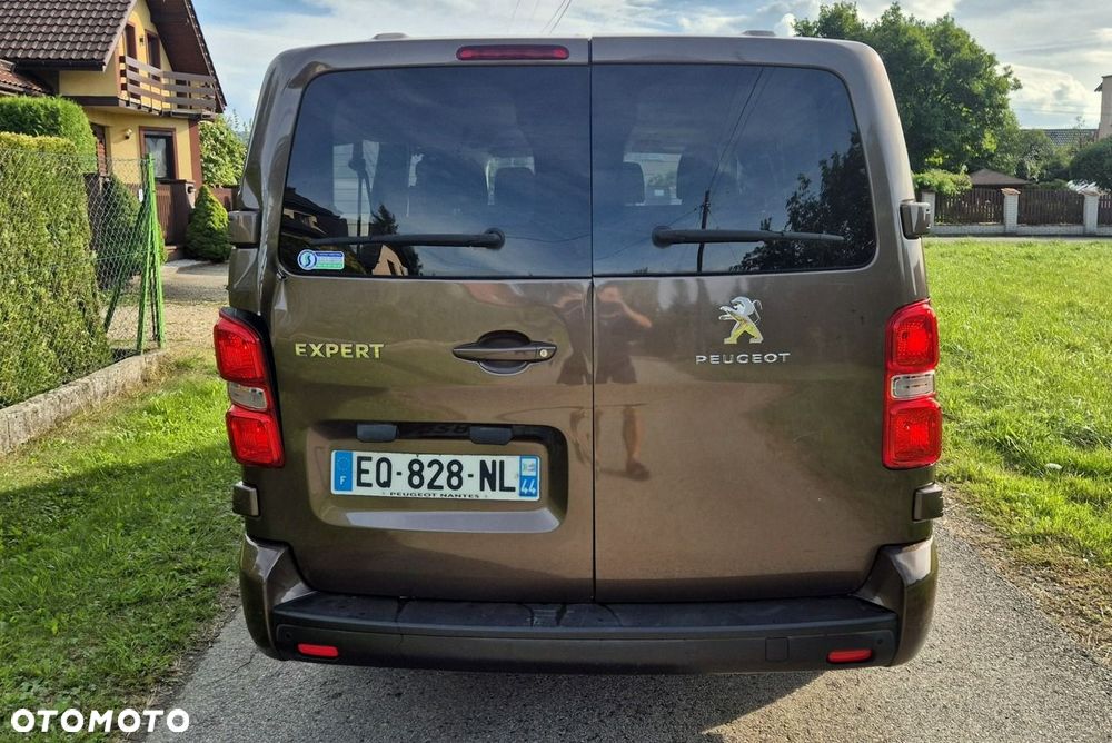 Peugeot Traveller - 7