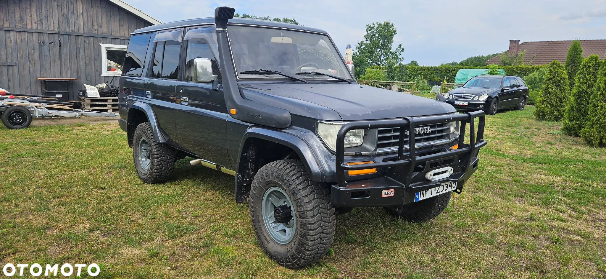 Toyota Land Cruiser - 2