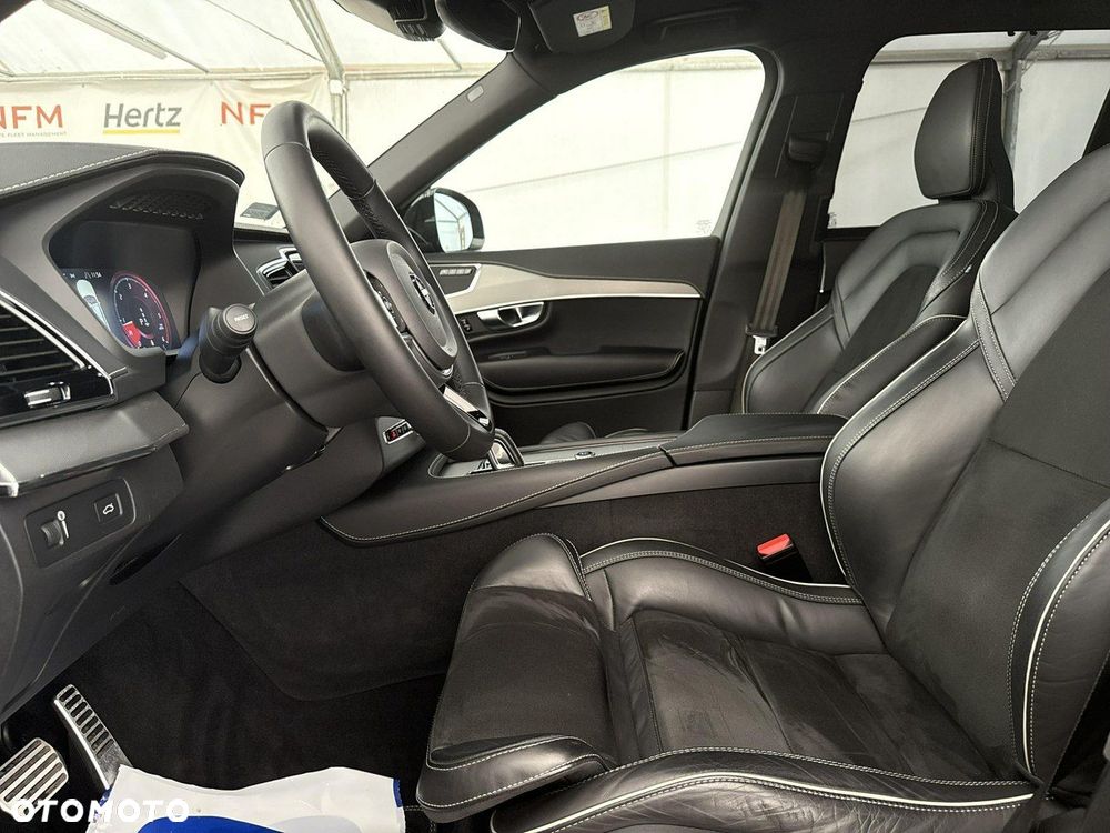 Volvo XC 90 - 13