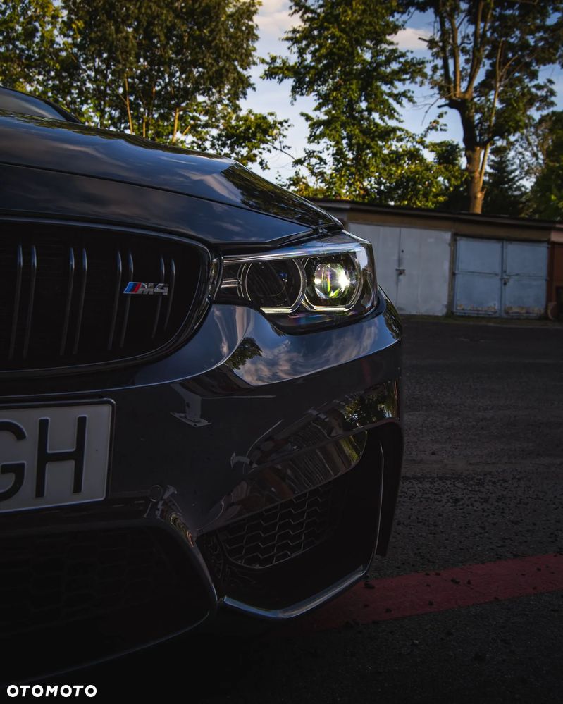 BMW M4 Competition - 37