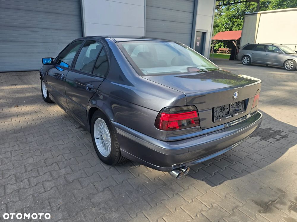 BMW Seria 5 520i