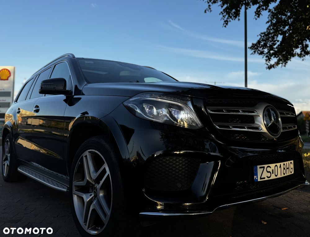 Mercedes-Benz GLS - 13