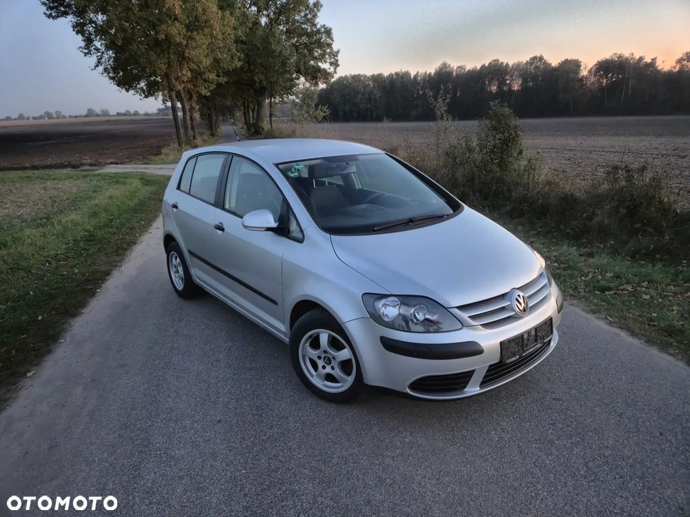 Volkswagen Golf Plus - 21