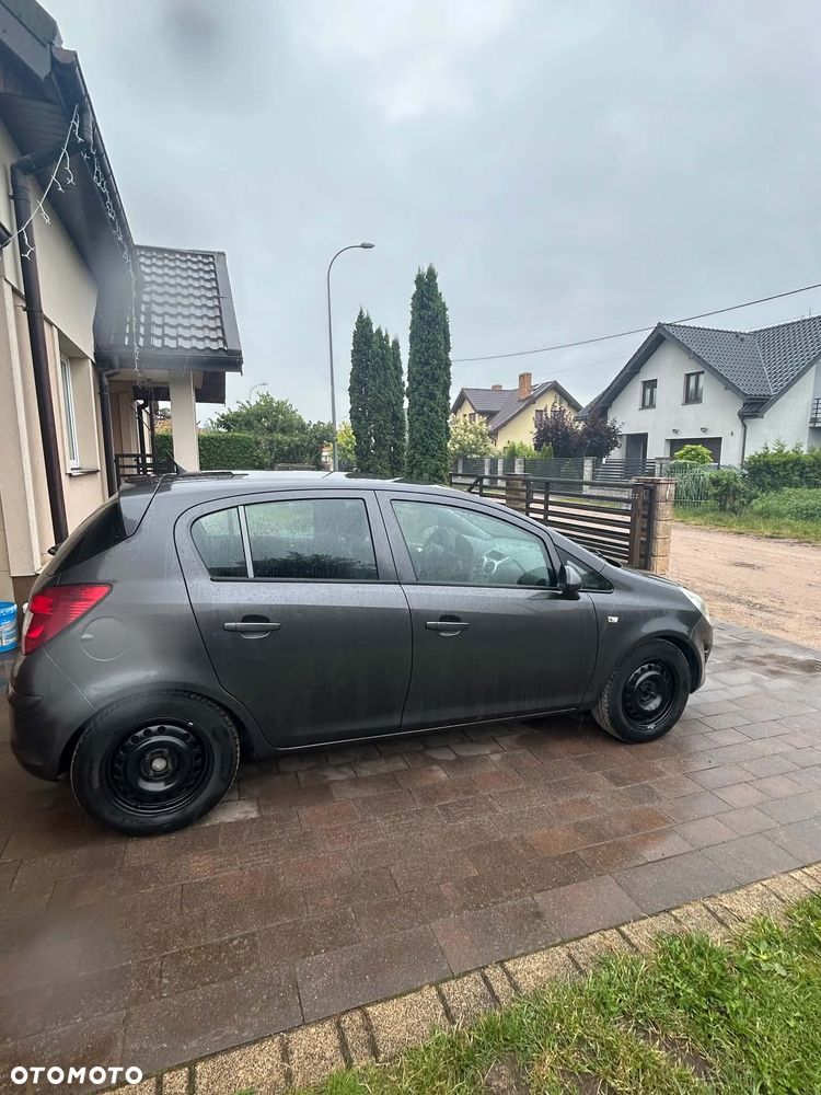 Opel Corsa 1.2 16V Enjoy - 8