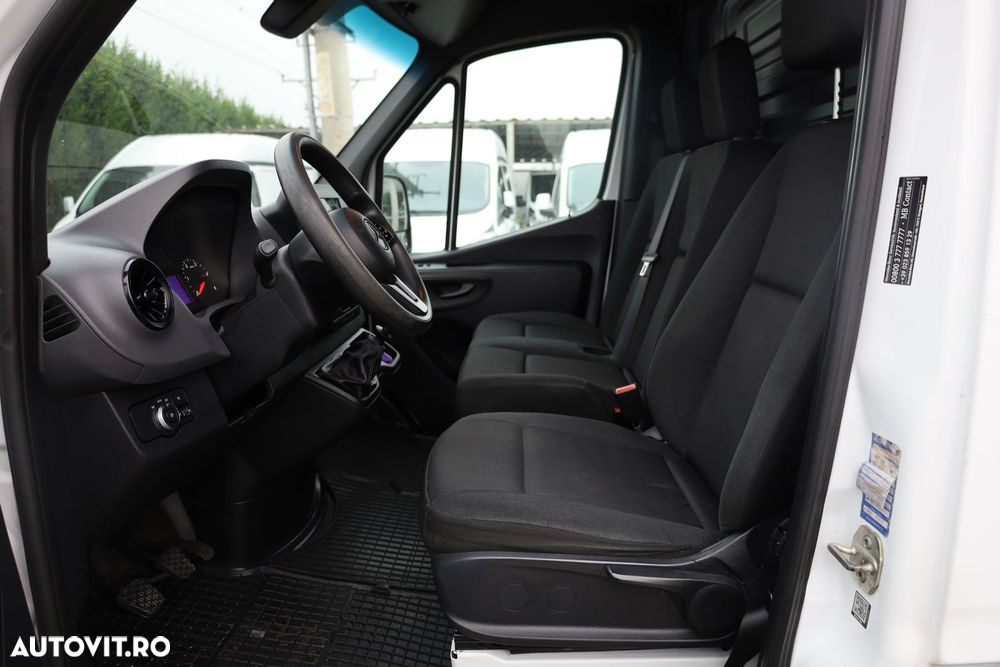 Mercedes-Benz Sprinter L2H2 - 11