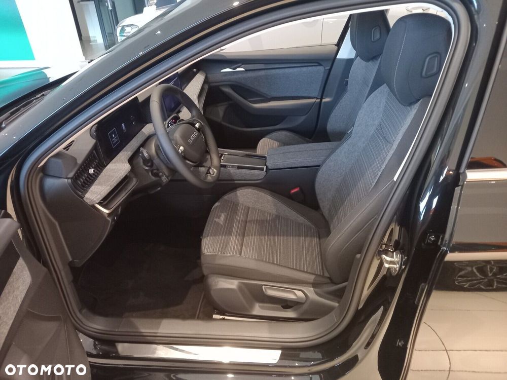 Skoda Superb 2.0 TSI Drive DSG - 6