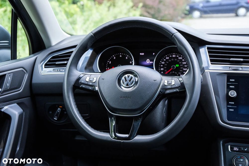 Volkswagen Tiguan Allspace 2.0 TSI 4Mot Comfortline DSG 7os - 31