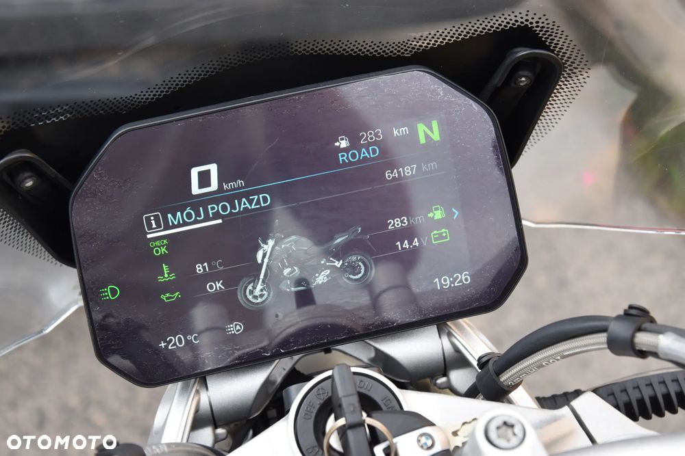 BMW R - 8