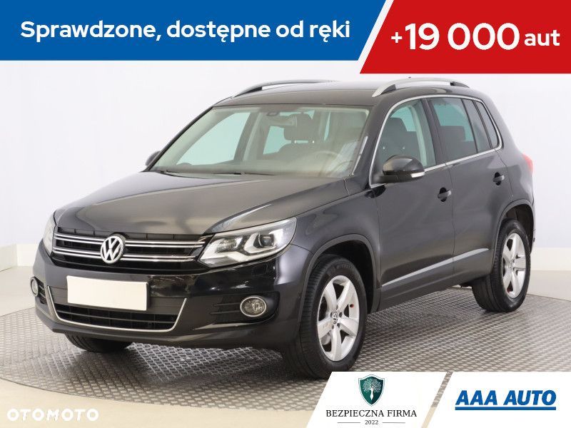 Volkswagen Tiguan - 1
