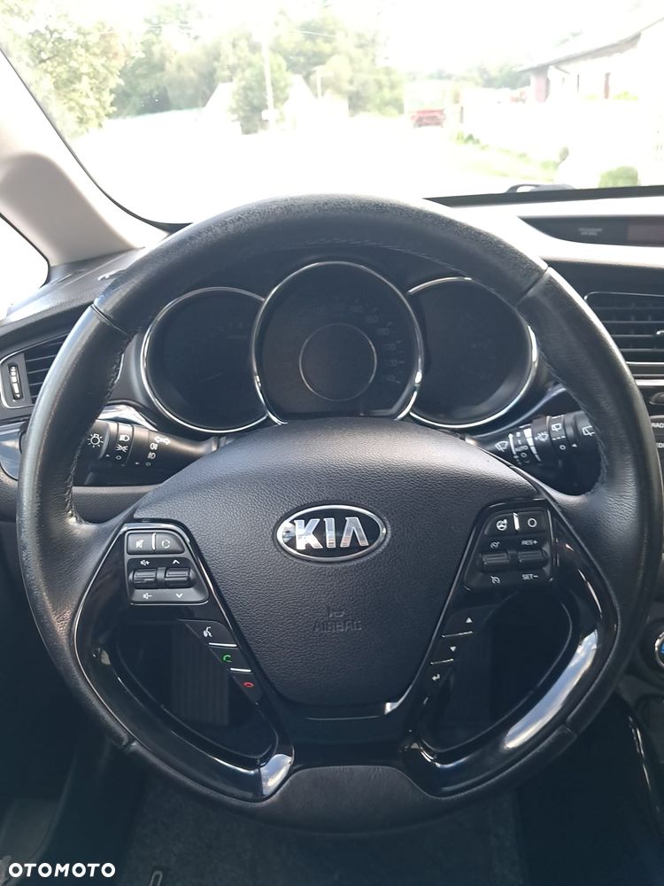 Kia Ceed 1.6 GDI Business Line - 13