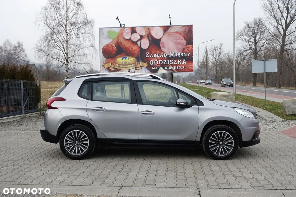 Peugeot 2008 1.2 Pure Tech Active - 8