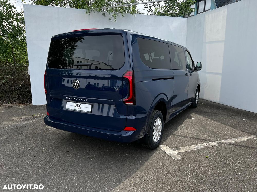 Volkswagen Caravelle - 10