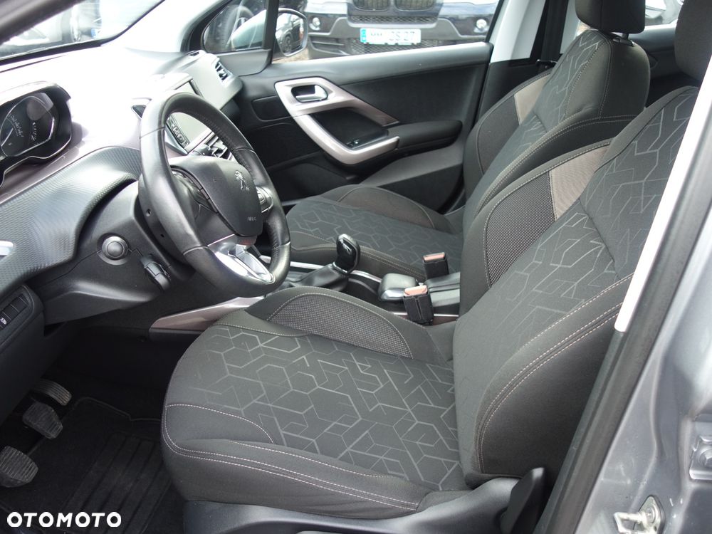 Peugeot 2008 PureTech 82 Style - 7