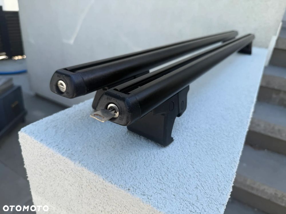 Audi A4 b5 kombi oryginał alu klucz - 1