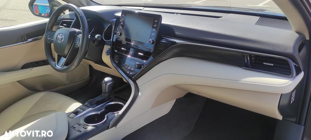 Toyota Camry 2.5 Exclusive - 13