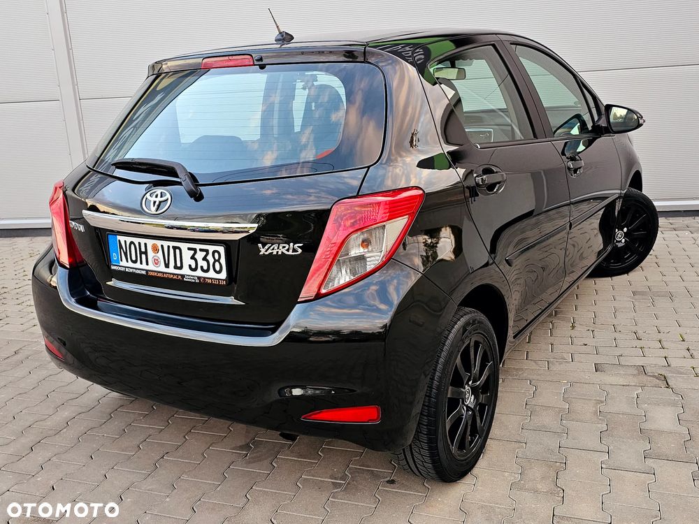 Toyota Yaris 1.33 VVT-i Executive - 21