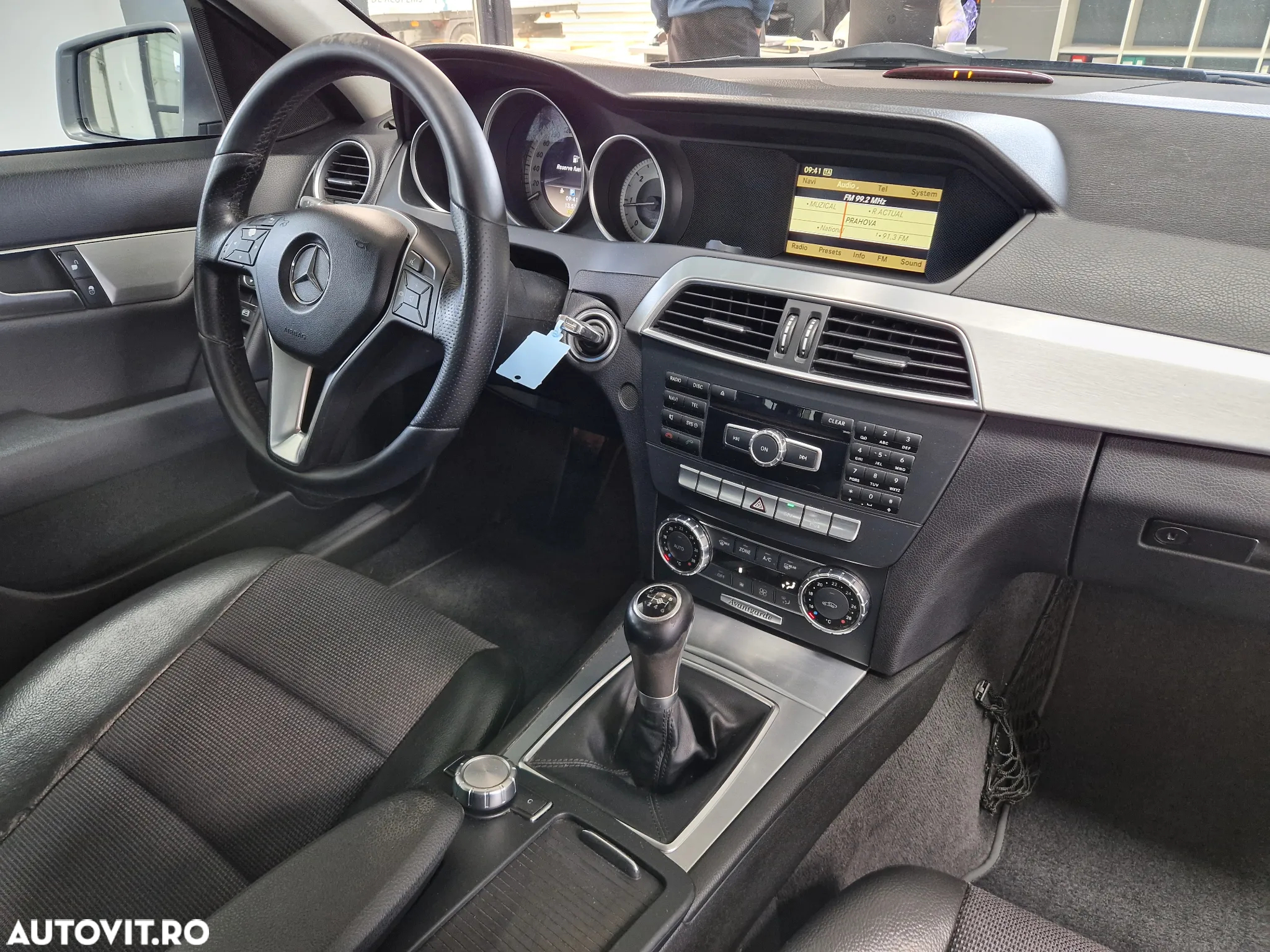 Mercedes-Benz C 180 CDI DPF (BlueEFFICIENCY) Avantgarde - 12