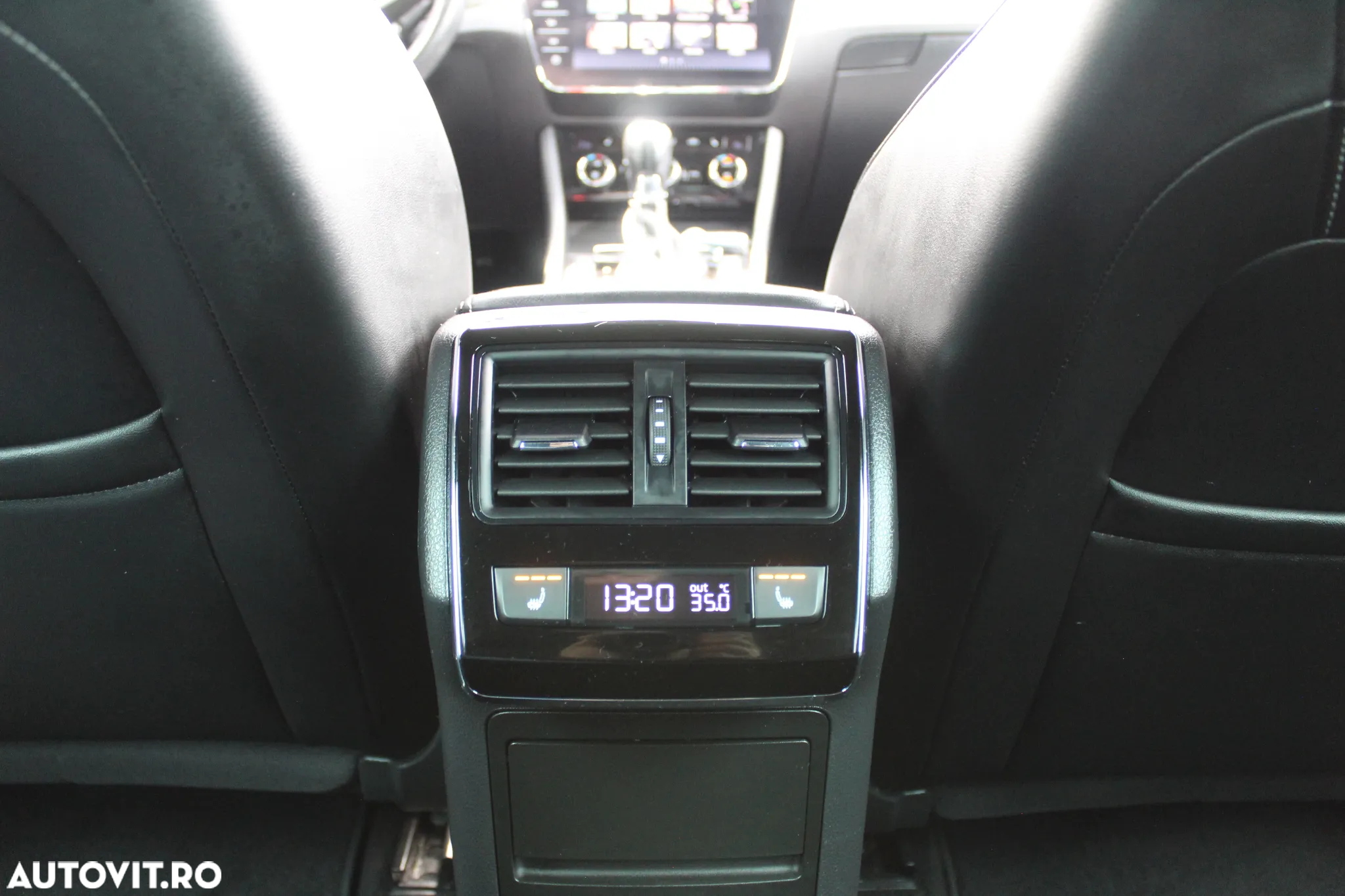 Skoda Superb 2.0 TDI 4X4 DSG Sportline - 21