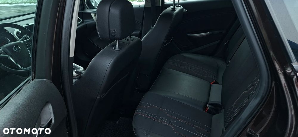 Opel Astra 1.4 T Edition 150 - 12