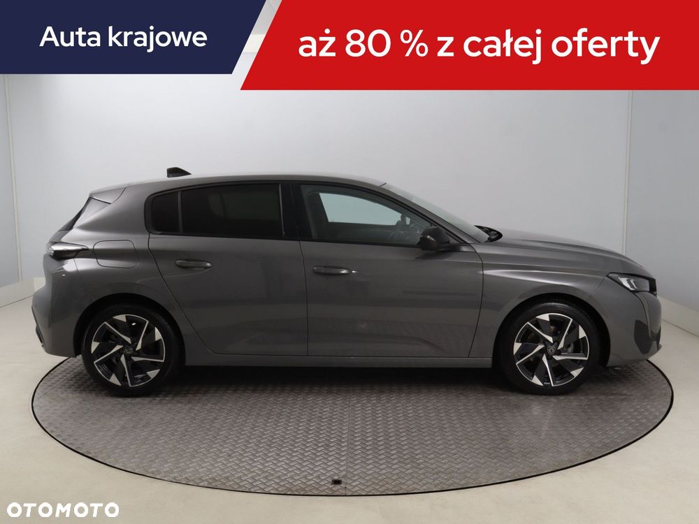 Peugeot 308 - 8