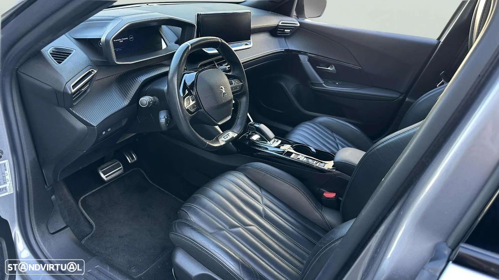 Peugeot e-2008 GT+ - 9