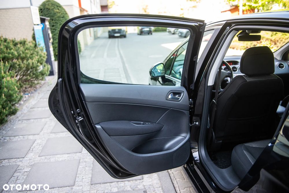 Peugeot 308 2.0 HDi Premium - 18