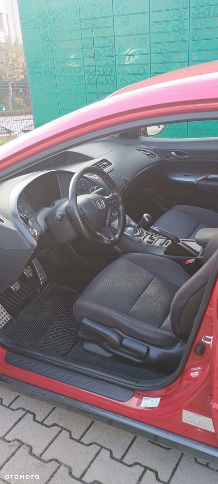 Honda Civic 1.8 Sport - 22