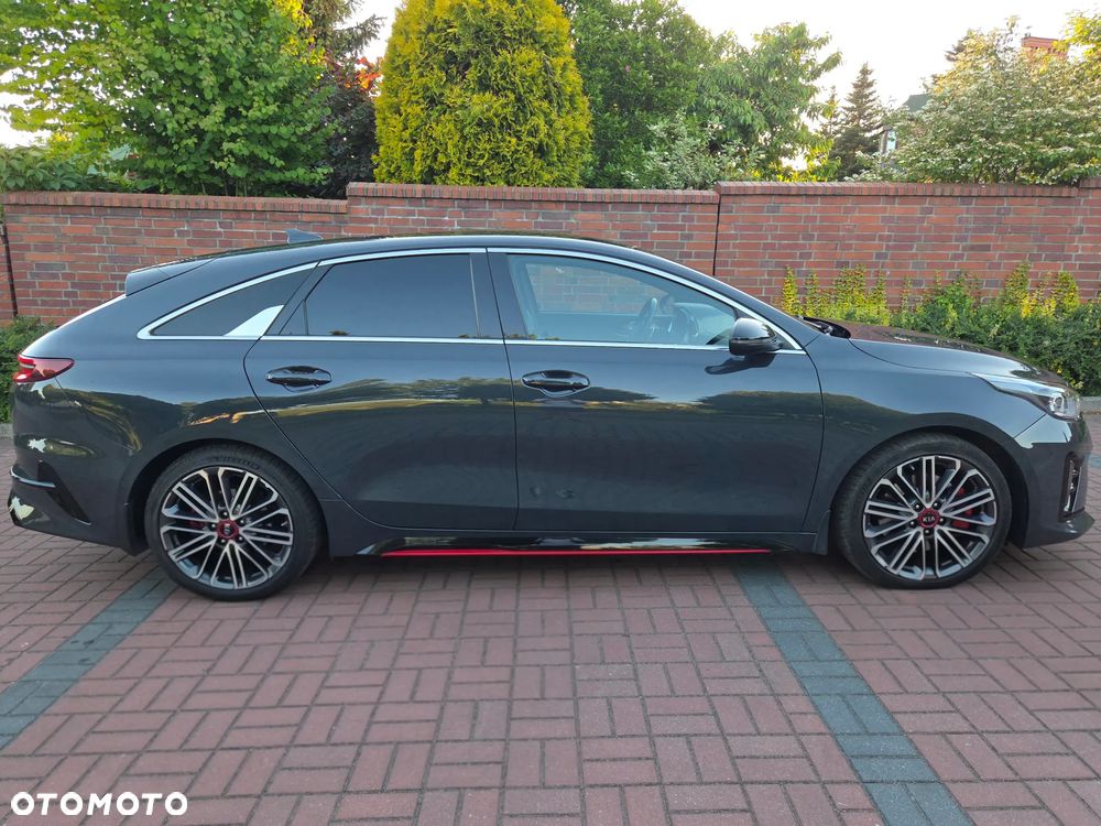 Kia ProCeed 1.6 T-GDI GT DCT - 3
