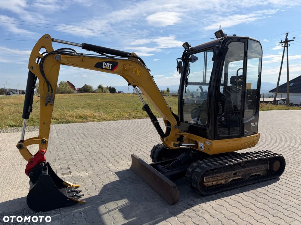 Caterpillar 302.7D - 9